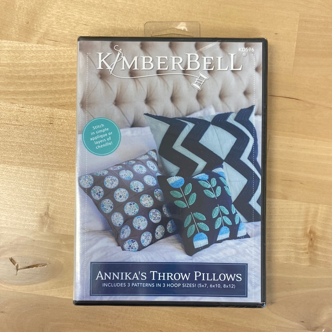 Annikas Throw Pillows KD596